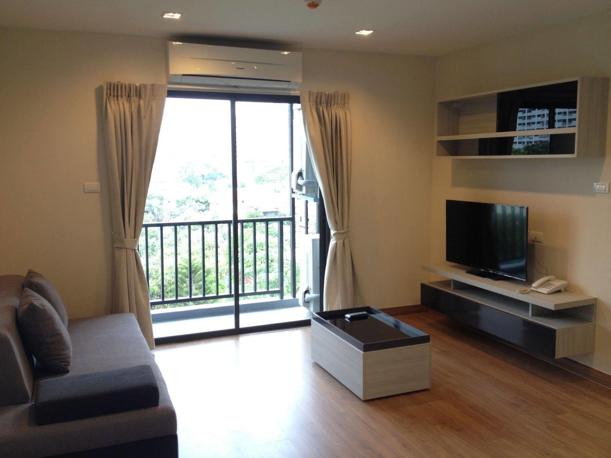 Park 19 Hotel Bangkok Esterno foto